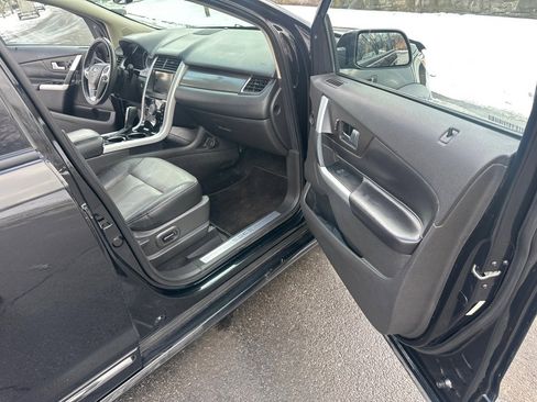 Used 2013 Ford Edge Sport w/ Driver Entry Pkg image 39