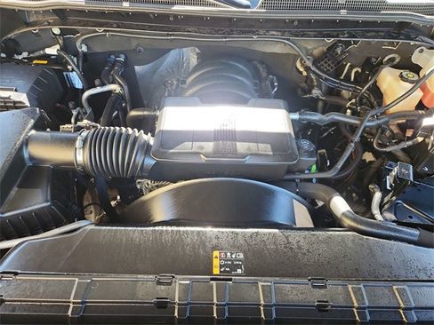 Used 2025 Chevrolet Silverado 2500 LT image 29