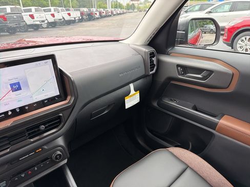 New 2026 Ford Bronco Sport Outer Banks w/ Outer Banks Tech Package+ AWD/4WD image 19