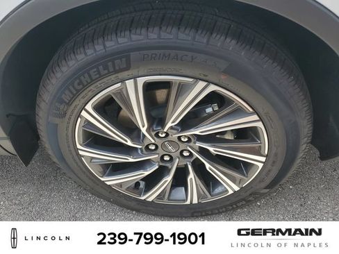 New 2025 Lincoln Aviator 2WD w/ Equipment Group 101A image 11