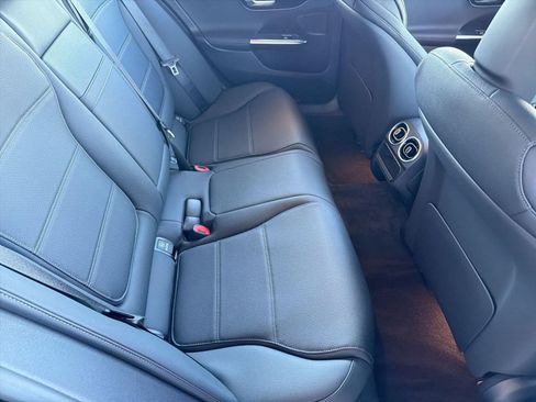 Used 2026 Mercedes-Benz C 300 4MATIC Sedan image 29