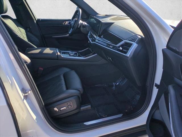 Used 2024 BMW X5 xDrive40i w/ Premium Package AWD/4WD image 23