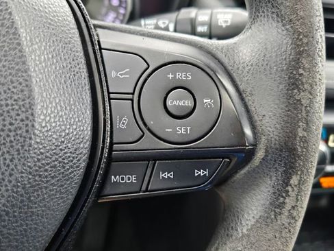 Used 2019 Toyota RAV4 XLE image 25