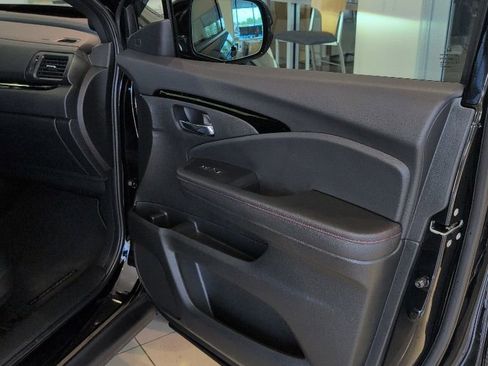 Used 2025 Honda Ridgeline Black Edition image 47