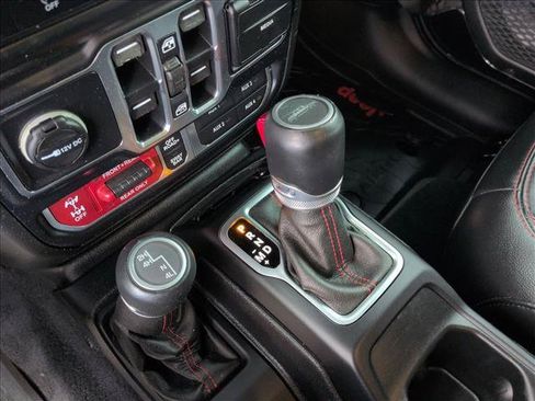 Used 2020 Jeep Gladiator Rubicon AWD/4WD image 12
