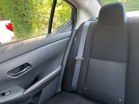 Used 2025 Nissan Sentra SV FWD image 37