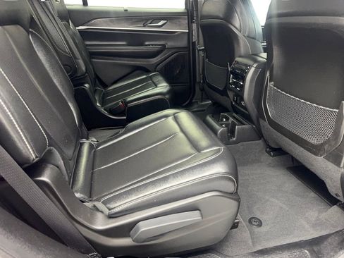 Used 2024 Jeep Grand Cherokee L Limited w/ Luxury Tech Group II image 44