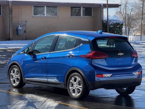 Used 2017 Chevrolet Bolt LT image 7