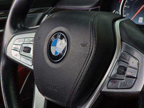 Used 2016 BMW 750i RWD image 41