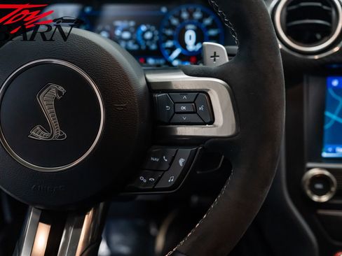 Used 2020 Ford Mustang Shelby GT500 w/ Carbon Fiber Track Pack image 34