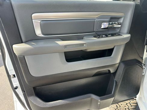 Used 2016 RAM 2500 SLT w/ Snow Chief Group image 10