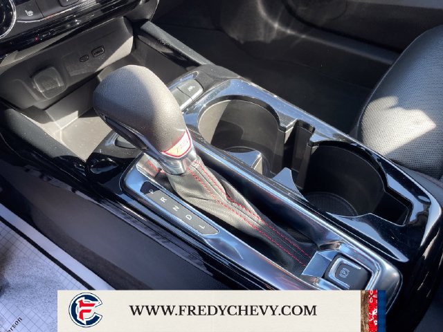 Used 2025 Chevrolet Trax RS w/ Driver Confidence Package FWD image 21