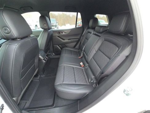 New 2026 Chevrolet Equinox LT w/ Convenience Package II image 24