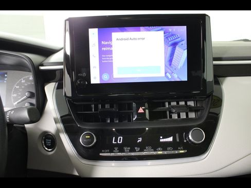 Used 2024 Toyota Corolla LE w/ LE Convenience Package FWD image 23