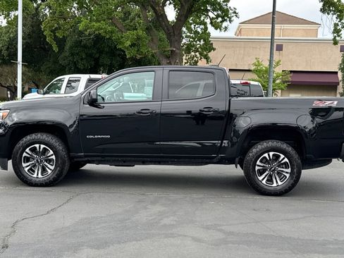 Used 2022 Chevrolet Colorado Z71 AWD/4WD image 6