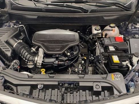 Used 2025 Cadillac XT5 Premium Luxury image 8