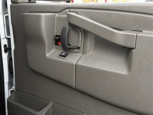 Used 2024 GMC Savana 2500 w/ Driver Convenience Package image 26