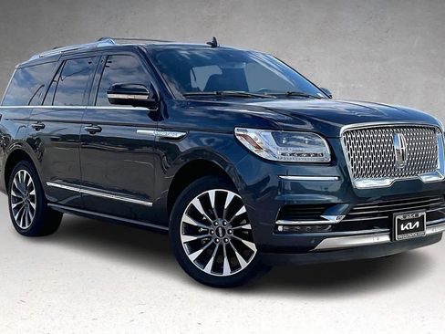 Used 2021 Lincoln Navigator Reserve w/ Luxury Package image 20