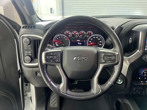 Used 2021 Chevrolet Silverado 1500 RST w/ Convenience Package II AWD/4WD image 17