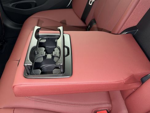 New 2026 BMW 330i Sedan w/ Premium Package image 21