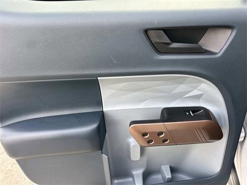 Used 2023 Ford Maverick Lariat w/ Lariat Luxury Package image 17