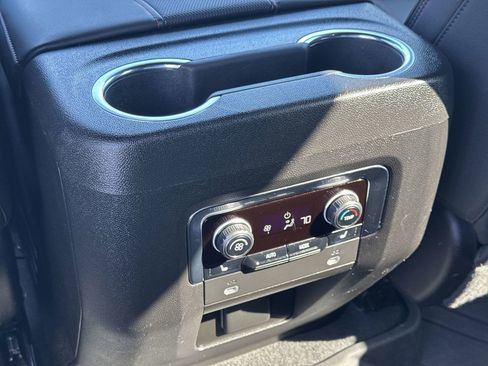 Used 2023 Chevrolet Suburban RST w/ Luxury Package image 29