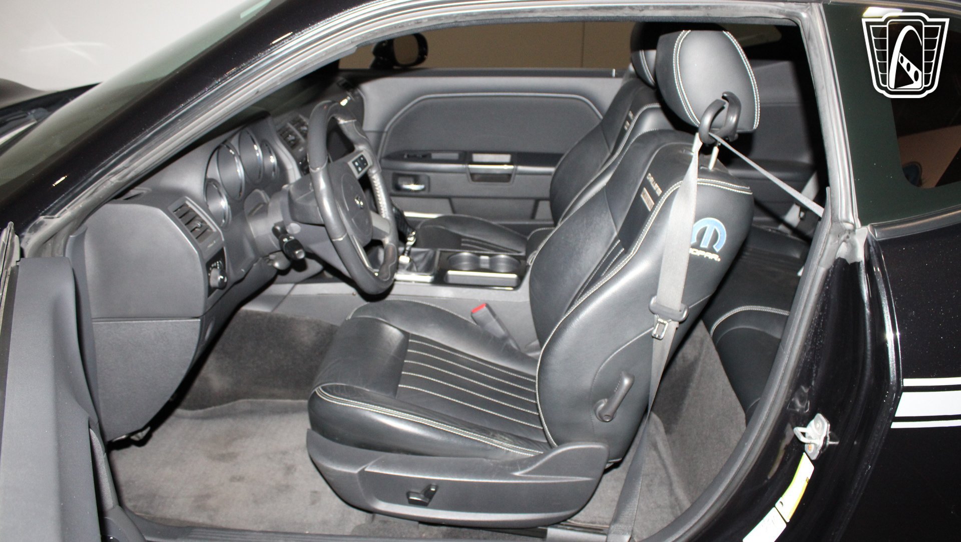 Used 2010 Dodge Challenger R/T w/ Mopar 10 Pkg RWD image 40
