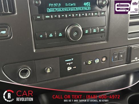Used 2019 Chevrolet Express 3500 LT w/ LT Preferred Equipment Group image 16