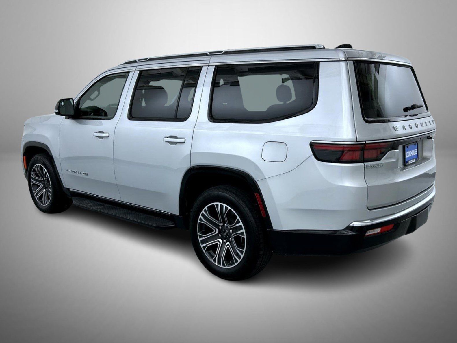 Used 2025 Jeep Wagoneer Series II AWD/4WD image 7
