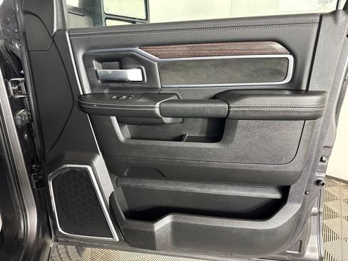 Used 2026 RAM 2500 Laramie AWD/4WD image 49