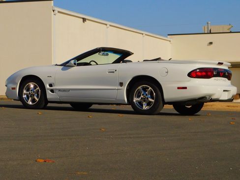 Used 2002 Pontiac Firebird image 14