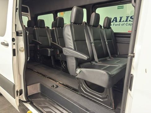 Used 2020 Mercedes-Benz Sprinter 2500 image 19
