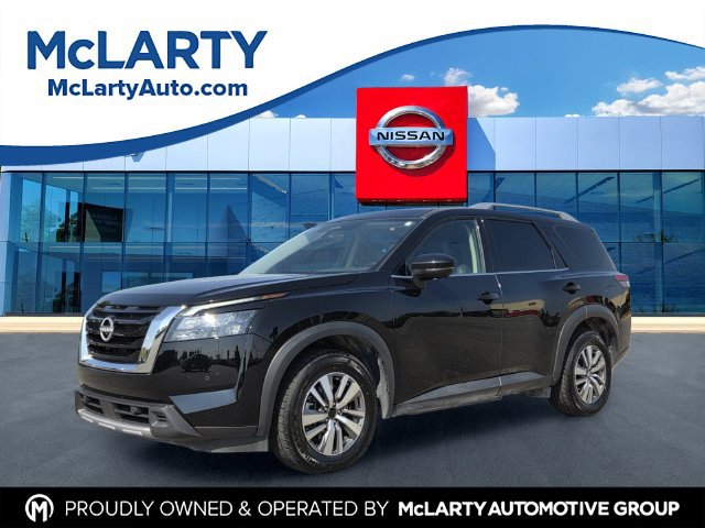 Used 2025 Nissan Pathfinder SL AWD/4WD 360° Tour