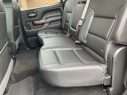 Used 2018 GMC Sierra 2500 SLT w/ Duramax Plus Package AWD/4WD image 12