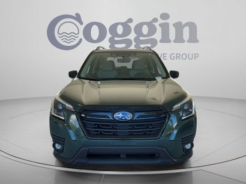 Used 2024 Subaru Forester Premium AWD/4WD image 8