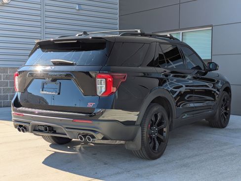 Used 2024 Ford Explorer ST w/ Equipment Group 401A image 5