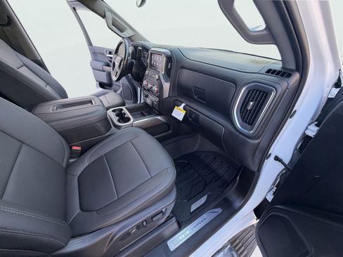 Used 2021 GMC Sierra 1500 SLT w/ SLT Premium Package image 31