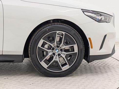 New 2026 BMW 530i w/ Premium Package RWD image 12
