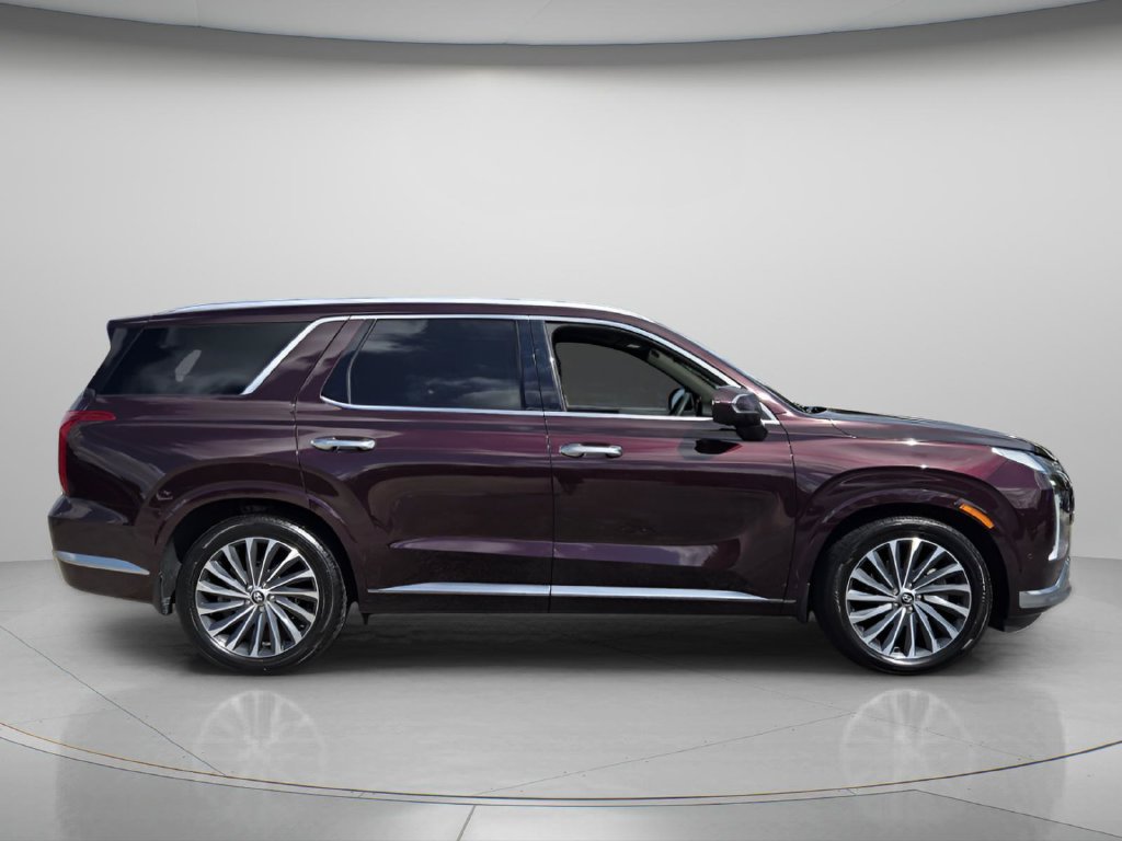 Used 2023 Hyundai Palisade Calligraphy FWD image 4