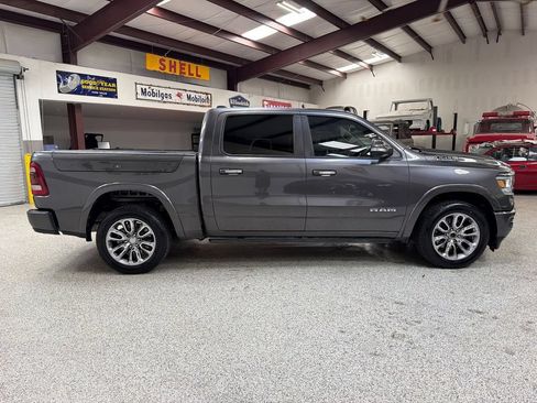 Used 2021 RAM 1500 Laramie w/ Laramie Southwest Edition RWD image 9