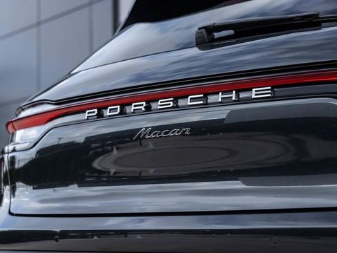 New 2026 Porsche Macan image 64