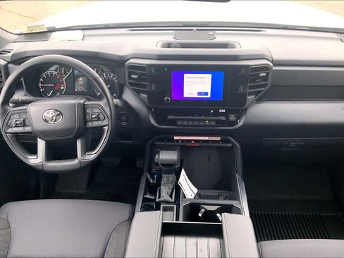 New 2026 Toyota Tundra SR image 5