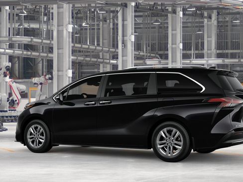 New 2026 Toyota Sienna Limited AWD/4WD image 5