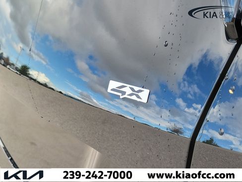 New 2026 Kia Sportage SX image 10