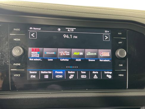 Used 2022 Volkswagen Jetta SEL FWD image 15