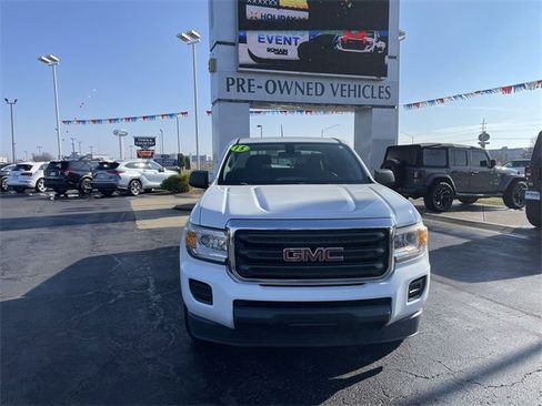 Used 2015 GMC Canyon SL image 7