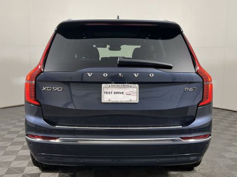 New 2026 Volvo XC90 B6 Plus w/ Protection Package Premier image 7