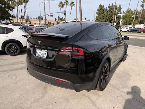 Used 2022 Tesla Model X Plaid AWD/4WD image 5