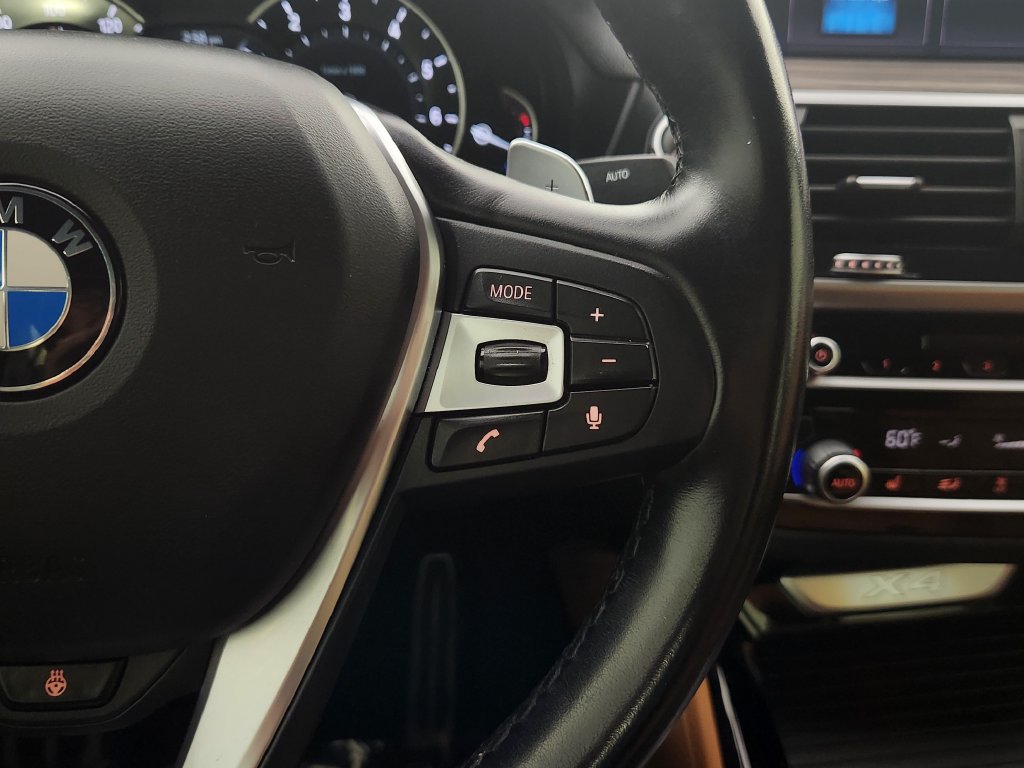 Used 2019 BMW X4 xDrive30i w/ M Sport Package 2 AWD/4WD image 26