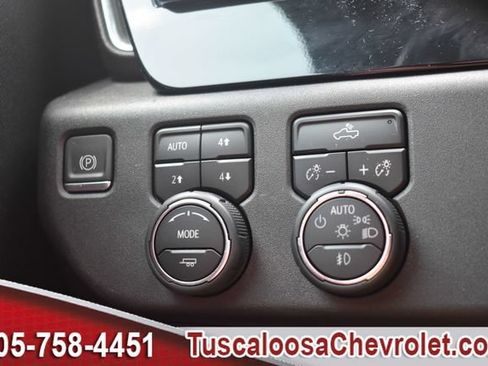 Used 2023 Chevrolet Silverado 1500 RST AWD/4WD image 41